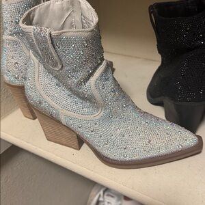 Very G Silver Ankle Boots with Rhinestones